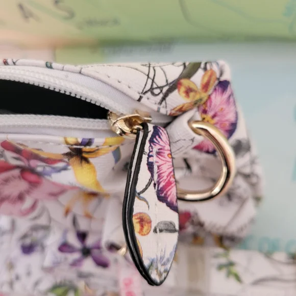 NWOT Imoshion Floral White Cross Body Bag Purse - Picture 10 of 10